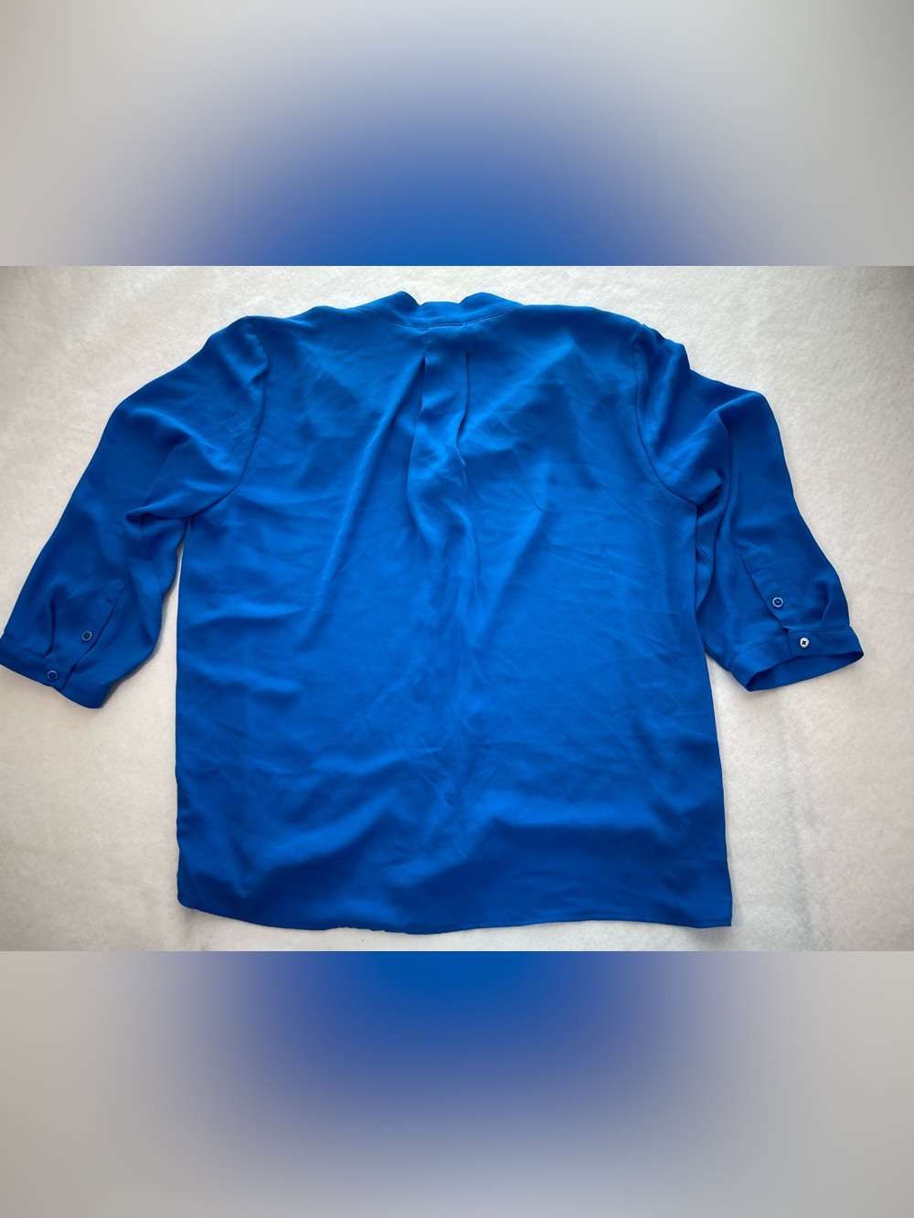 Investments Women’s Blue V-Neck Blouse Large 3/4 Sleeve Career Office Lightweigh - Picture 5 of 5